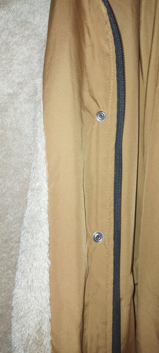 Kapüşonlu içi kürklü mont - Görsel 5