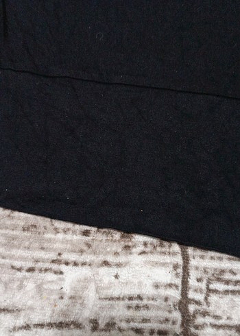 Siyah Pul İşlemeli Uzun Kollu Gotik Kadın Tişört - Görsel 4