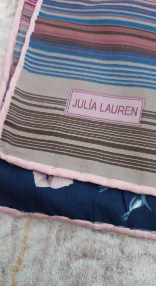 Çiçek Desenli Dantel Detaylı Çok Renkli Kadın eşarp - Görsel 2