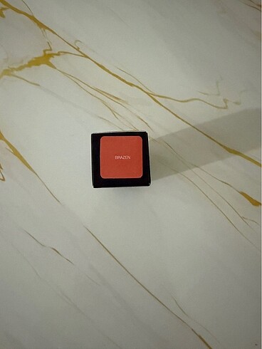  Beden Renk NARS LİKİT ALLIK