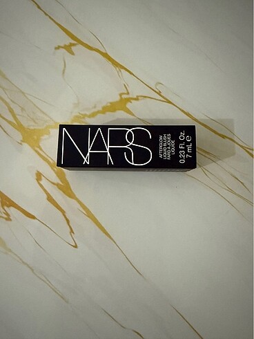 Beden NARS LİKİT ALLIK