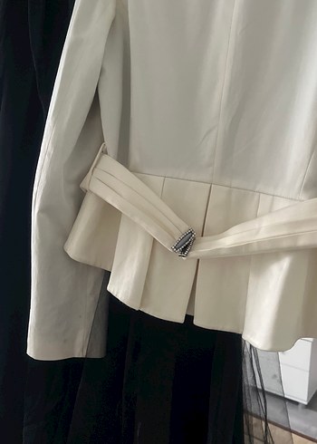 Drape Detaylı Etek Ceket Takım - Görsel 3