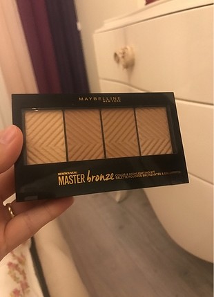 Maybelline master Bronze
