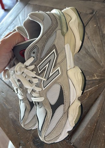 37,5 Beden New Balance Kadın Beyaz Gri Bağcıklı Spor Ayakkabı