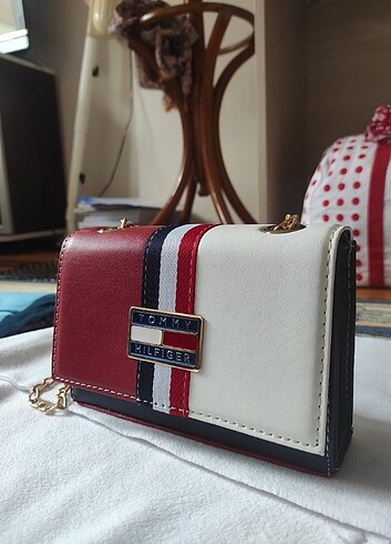 Tommy Hilfiger çanta