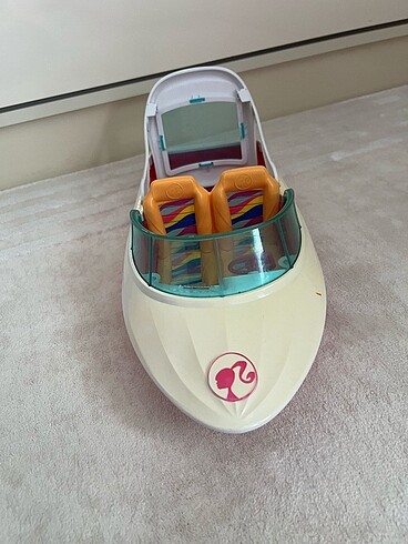 Barbie bot tekne
