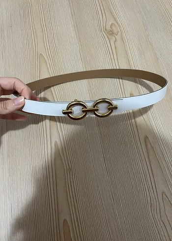 Beden Beyaz Deri Tokalı Kadın Kemer