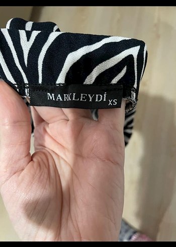 xs Beden beyaz Renk Zebra Desenli Pilili Midi Etek