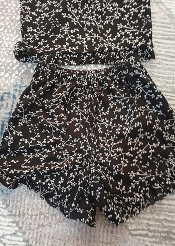 Siyah Bağcıklı Mini Kadın krop sort ikili urün S beden uymlu - Görsel 3