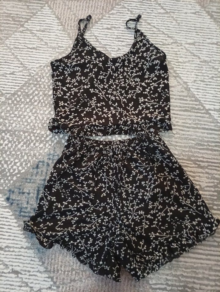 Siyah Bağcıklı Mini Kadın krop sort ikili urün S beden uymlu - Görsel 2