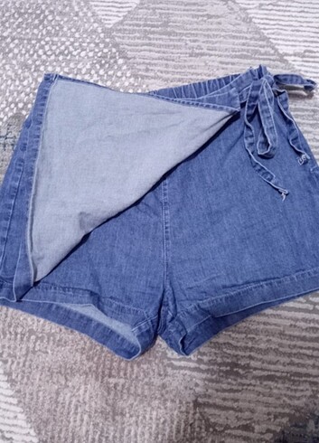 Mavi Jeans Orijinal sifir ayarinda mavi marka M beden uyumlu 13_14_yasada u