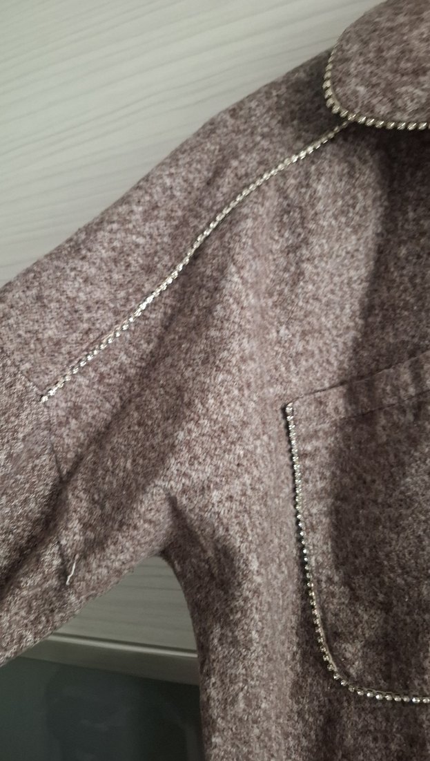 Taş Detaylı Düğmeli Bol Kesim Kahverengi Kışlık Gömlek - Görsel 4