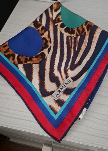 ARMİNE İPEK EŞARP - Görsel 5