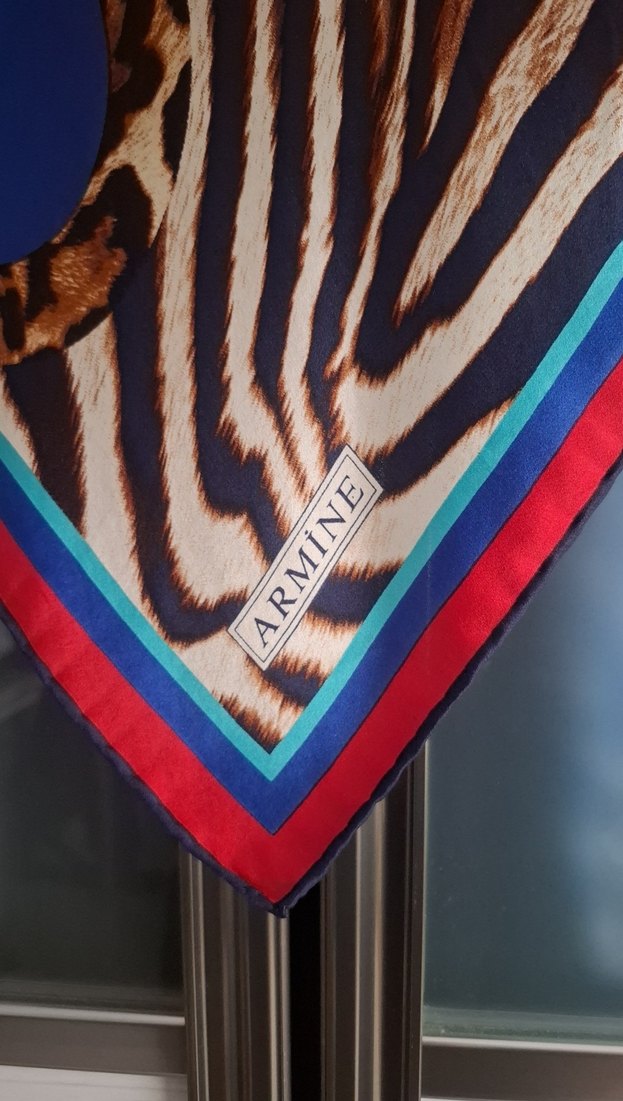 ARMİNE İPEK EŞARP - Görsel 2