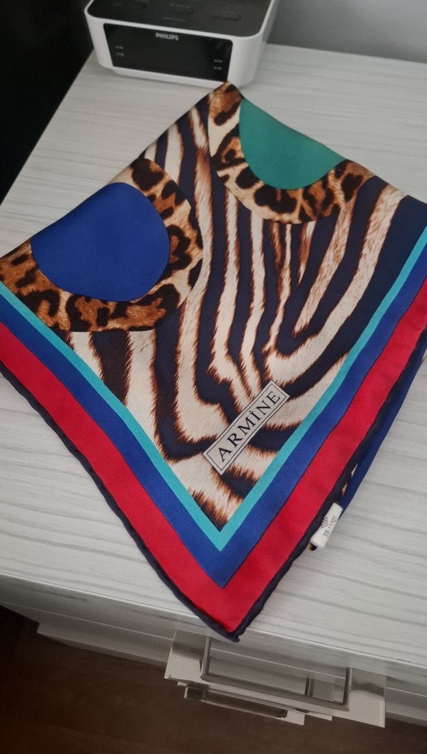 ARMİNE İPEK EŞARP - Görsel 5