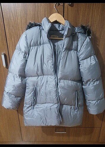 Diğer Kadın Mont