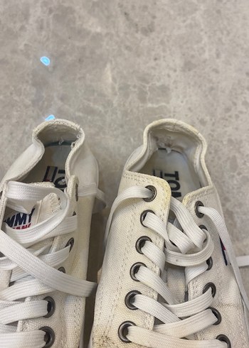 Tommy Hilfiger Beyaz Elastik Bağcıklı Kadın Spor Ayakkabı