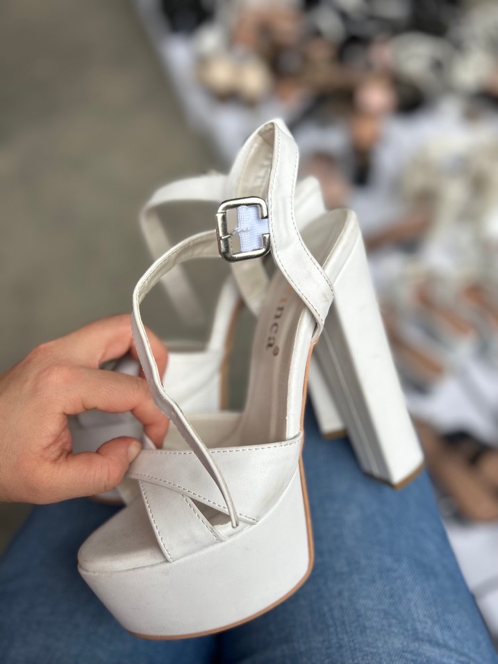 Beyaz Kadın Dolgu Topuklu Abiye Ayakkabı - Görsel 2