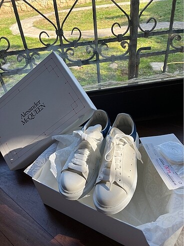 Alexander McQueen Sneakers