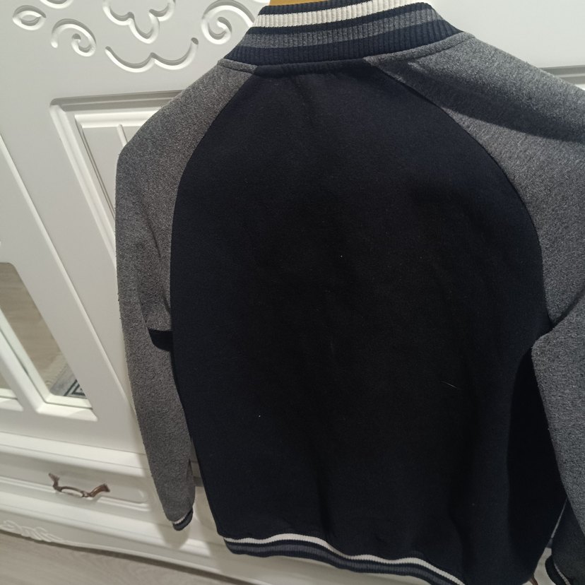 Düğmeli Gri kız erkek icin - Görsel 3