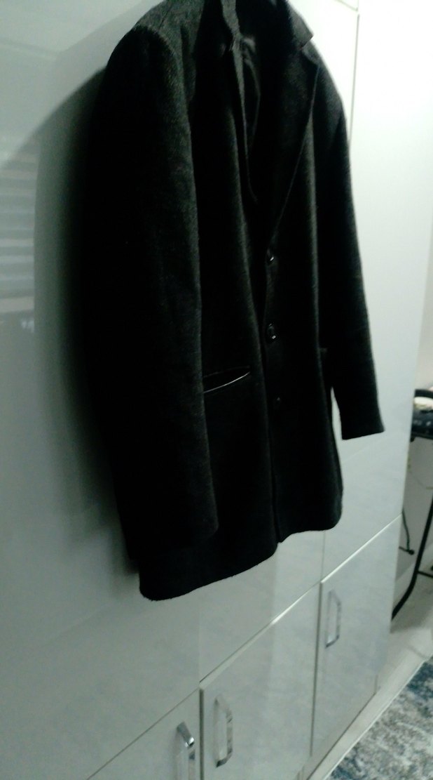 Düğmeli Siyah kİsa kaban - Görsel 3