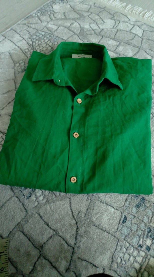 Düğmeli Yeşil Erkek Gömlek - Görsel 3