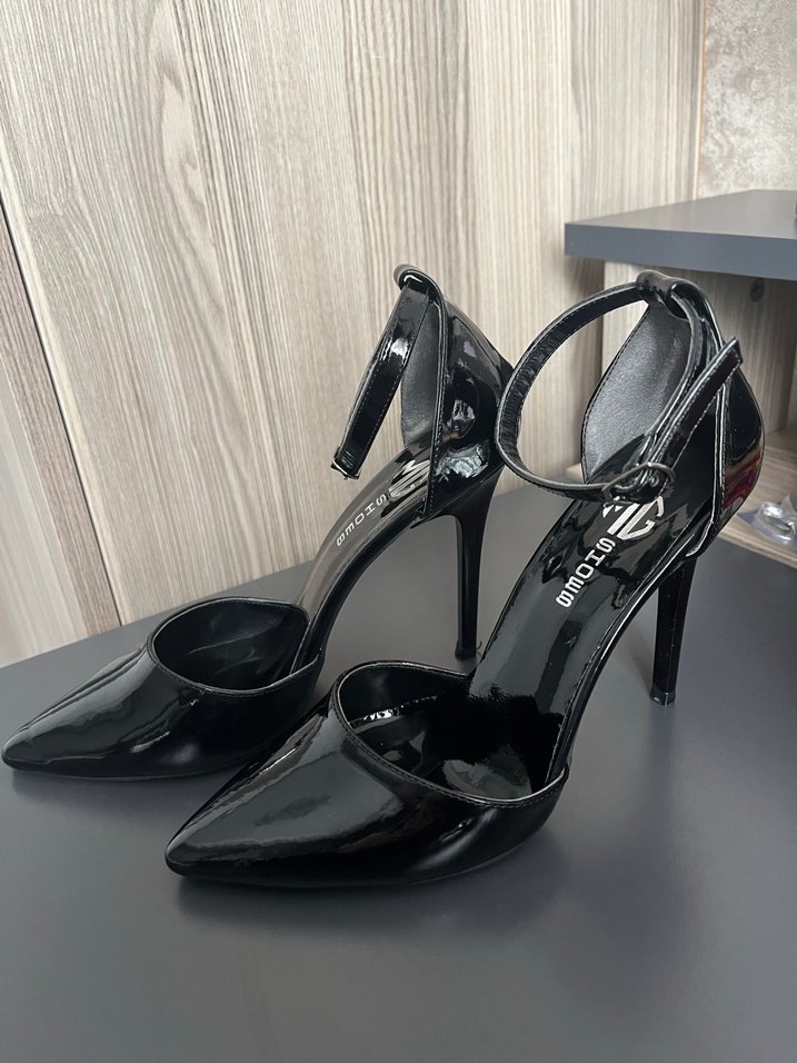 Siyah Rugan Tokalı Stiletto Topuklu Ayakkabı - Görsel 2