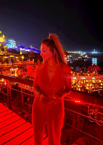 Parlak Kırmızı V Yakalı Midi Kadın Elbise - Görsel 2