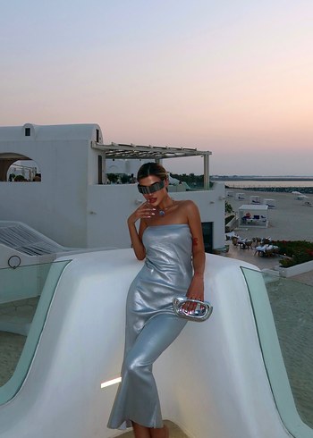 metalik Straplez Gri Uzun Elbise - Görsel 4