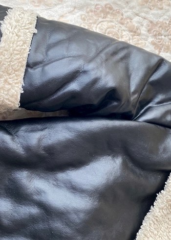 Siyah Deri Kadın Kürklü Kısa Ceket - Görsel 5