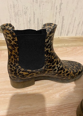 Leopar Desenli Kadın Bot - Görsel 3