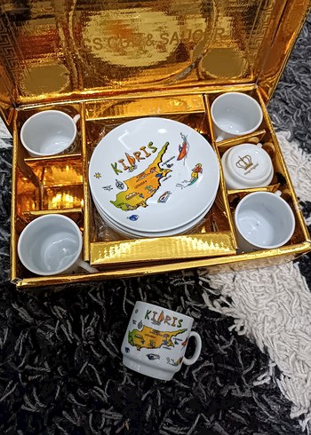 Altın Renkli Kıbrıs Temalı 12li Kahve Fincanı Seti - Görsel 10