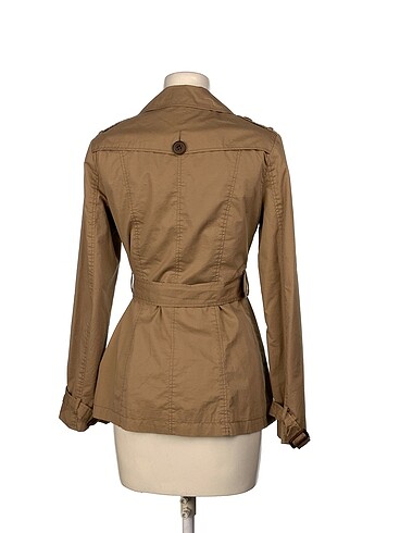 m Beden Stradivarius Trenchcoat %70 İndirimli.