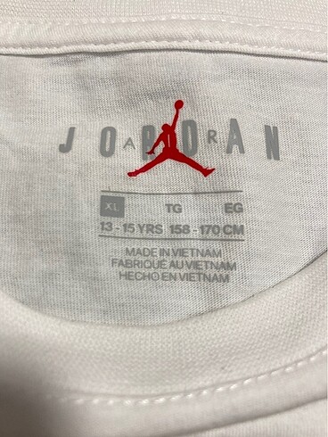 15-16 Yaş Beden Nike Jordan ince uzuk kollu tshirt