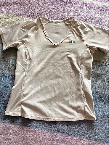Reebok kadın slim fit tshirt