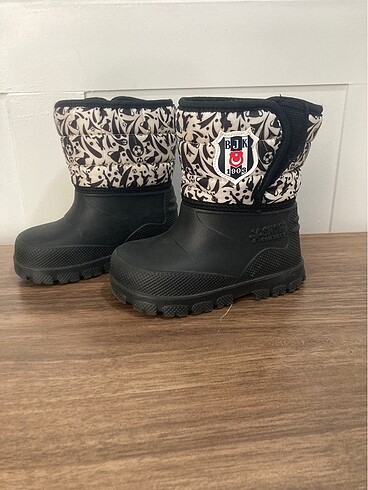 Flo beşiktaşlı çocuk çizme
