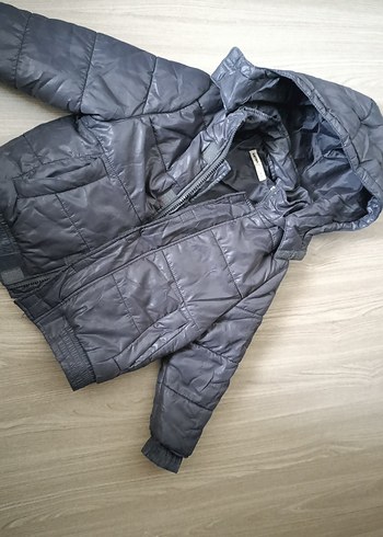 Kapüşonlu parlak Gri Erkek Çocuk Mont/ Koton marka