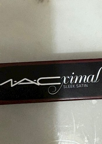 MAC Ximal Sleek Satin Ruj - 809 film noir