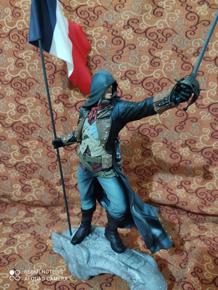 Assassin's creed unity Arno ve Elise Figür - Görsel 2