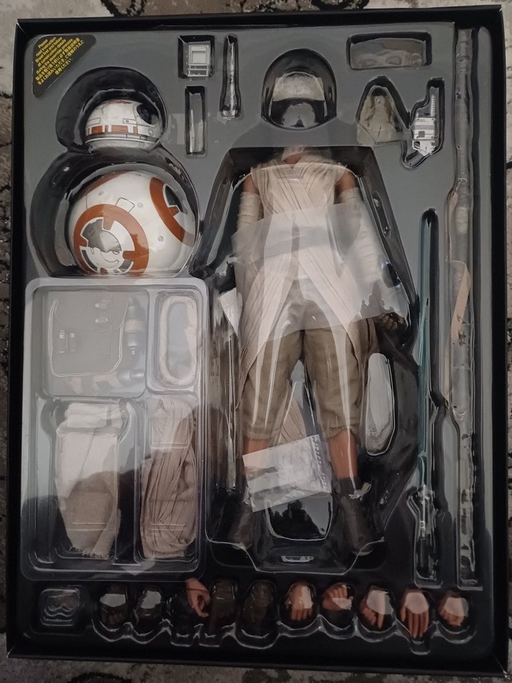 Hottoys Star Wars Rey ve BB-8 Aksiyon Figürü - Görsel 2