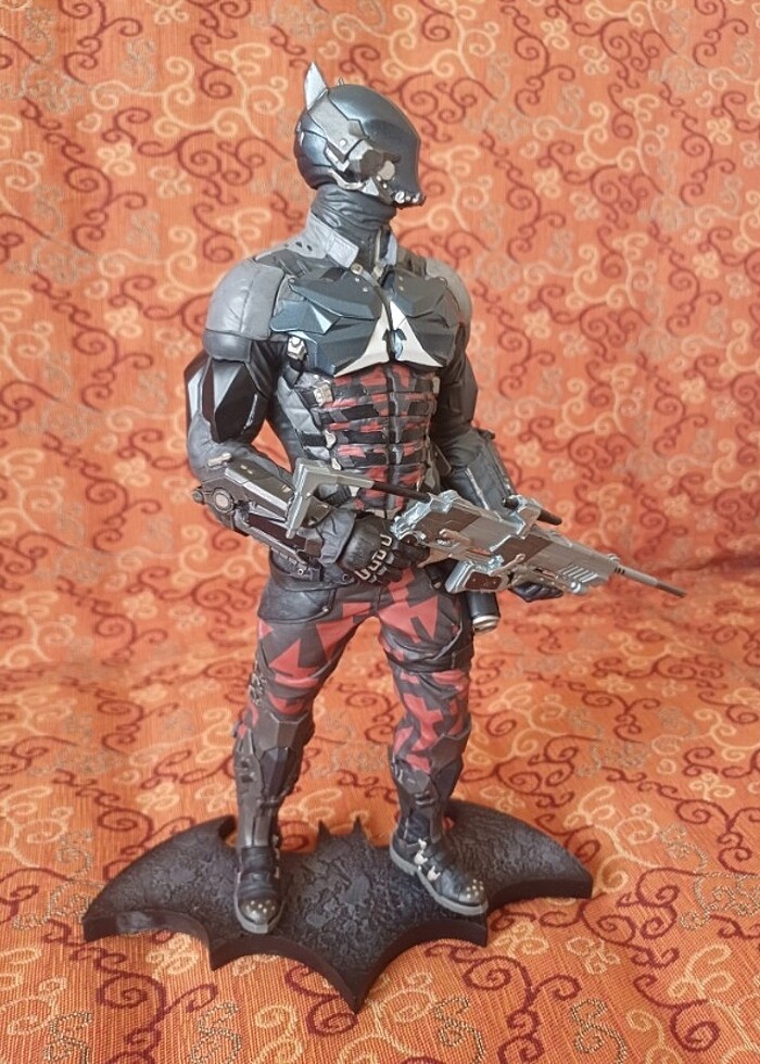 Dc collectibles Arkham knight statue  - Görsel 3