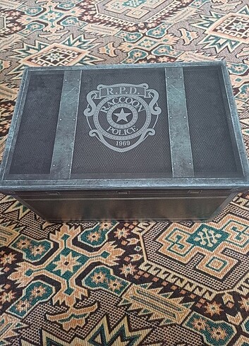 Resident Evil 2 Remake Collector's edition Z version Ps4 - Görsel 6