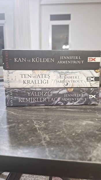 Kan ve kül serisi 3 kitap ciltsiz