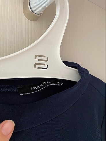 Trendyol & Milla Bağlama detaylı crop tshirt