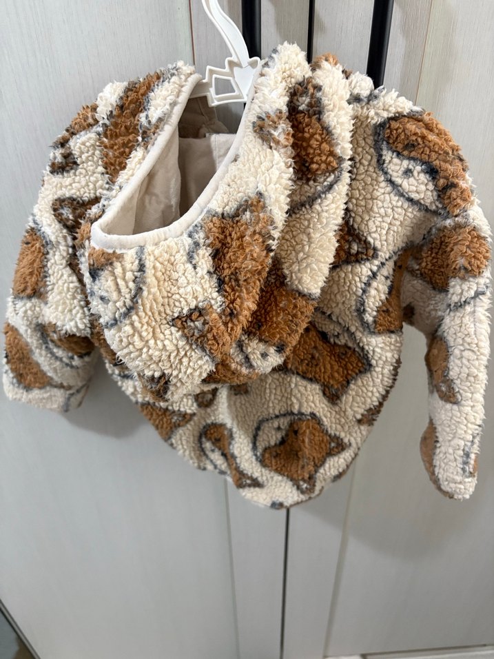 Kapüşonlu Erkek Çocuk Kahverengi Kürk Detaylı Ceket - Görsel 2