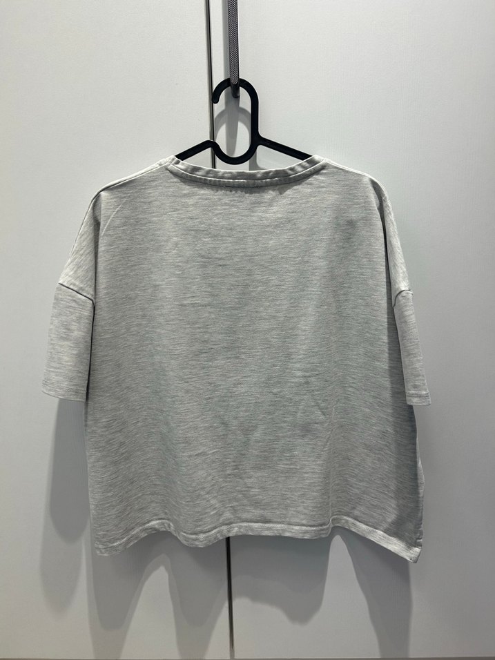 Gri Kadın Kısa Kollu Baskılı Tişört - Görsel 2