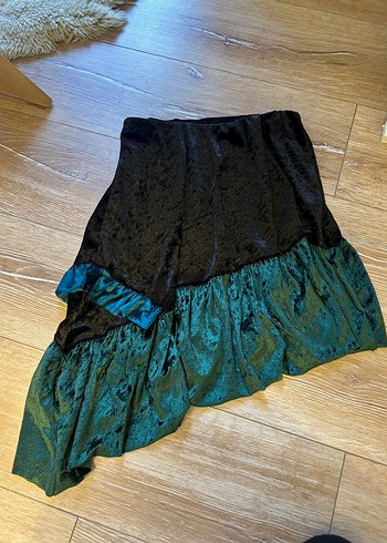 El Yapımı Asimetrik Kadife Etek - Görsel 2