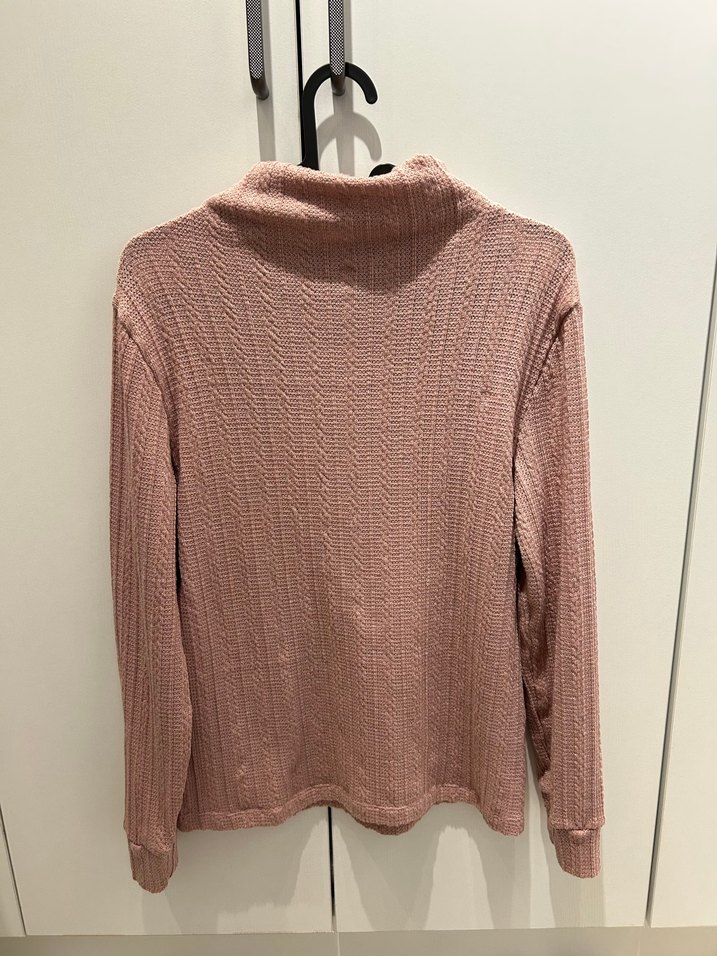 Bej Yüksek Yakalı Örgü Kadın Kazak - Görsel 3