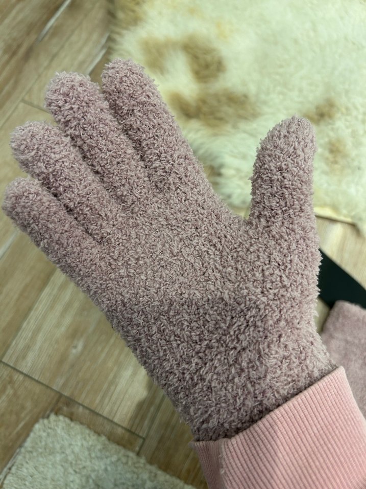 New Yorker yumuşak peluş eldiven - Görsel 3