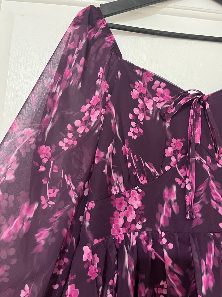 Mor Midi Elbise, Fırfırlı, V Yaka, Askılı Kol - Görsel 2